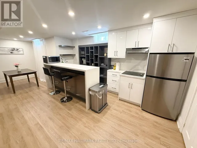 BASEMENT - 7 CHARING CRESCENT, Aurora (Aurora Highlands), Ontario L4G6P4