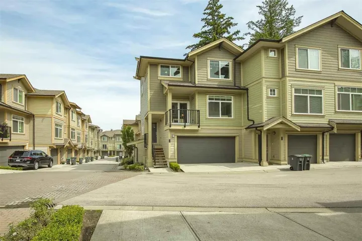 48 5957 152 STREET, Surrey, British Columbia V3S3K4