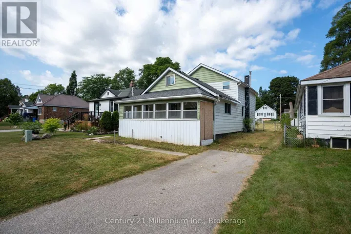 1536 5TH AVENUE W, Owen Sound, Ontario N4K5B5