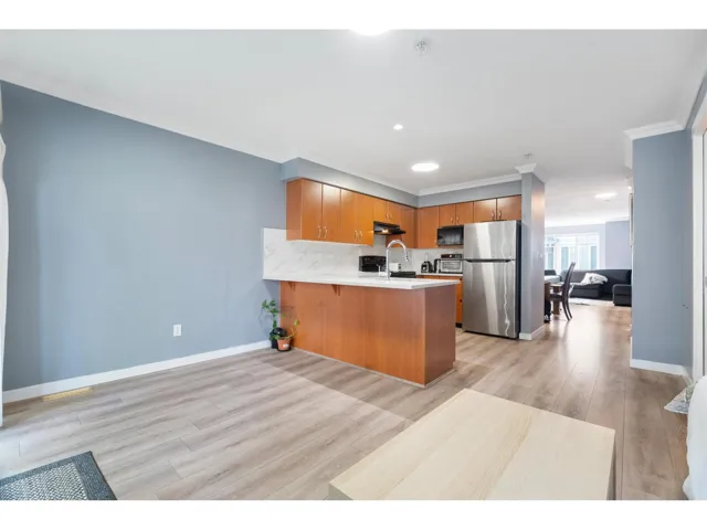 63 12040 68 AVENUE, Surrey, British Columbia V3W1P5