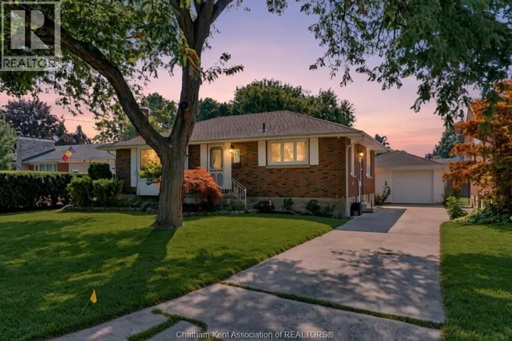 176 MERCER STREET, Chatham, Ontario N7M4B5