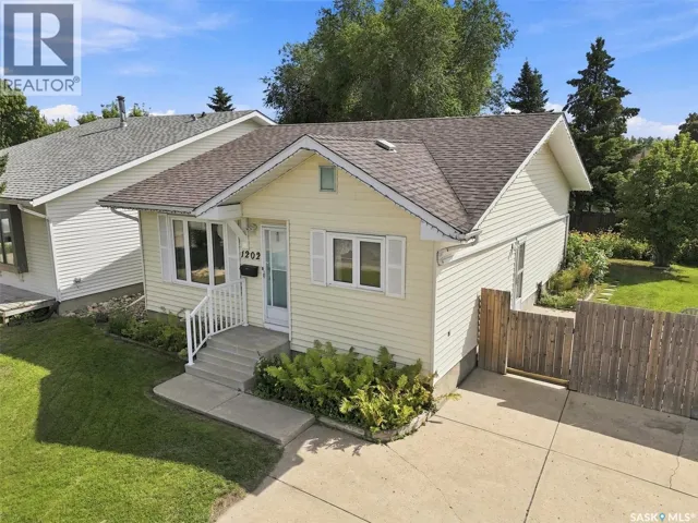 1202 McCormack ROAD, Saskatoon, Saskatchewan S7M5L9