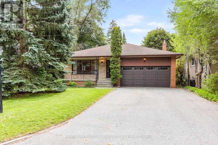 1344 KENMUIR AVENUE, Mississauga (Mineola), Ontario L5G4B4