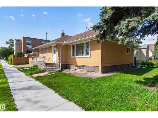 9402 117 Avenue NW, Edmonton, Alberta T5G0M4