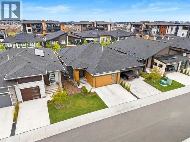 220 Marina Cove SE, Calgary, Alberta T3M3P4