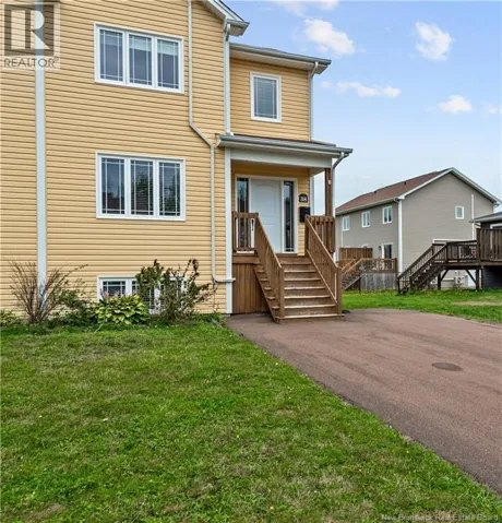 38 Caspian Court, Moncton, New Brunswick E1G1X8