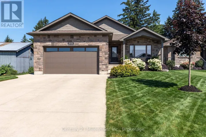 215 DJAY CRESCENT, West Grey, Ontario N0G1R0