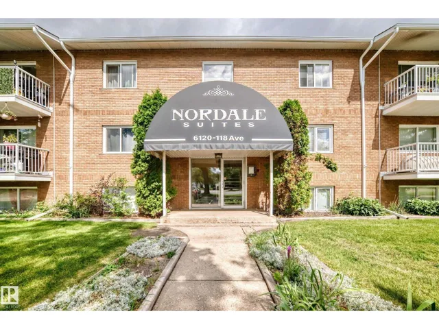 #4 6120 118 AV NW, Edmonton, Alberta T5W1E8