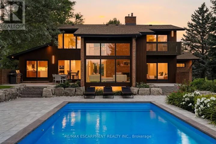 1400 1 SIDE ROAD, Burlington, Ontario L7P0R9
