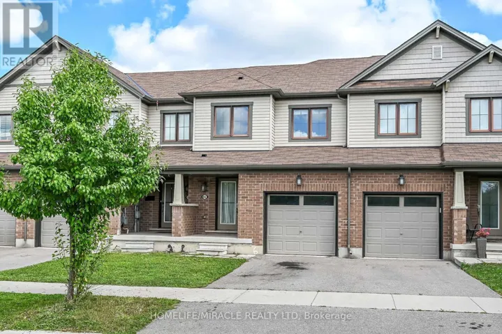 82 SCARLETWOOD STREET, Hamilton (Stoney Creek Mountain), Ontario L8J0K8