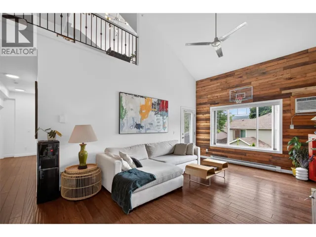2120 Shannon Ridge Drive Unit# 303, West Kelowna, British Columbia V4T2Z3