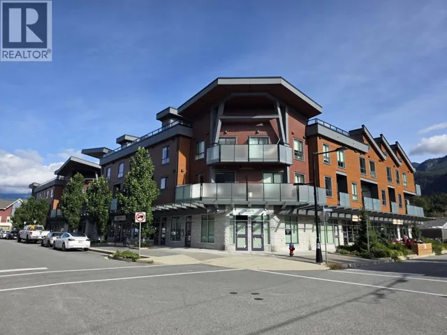 37834-37838 THIRD AVENUE, Squamish, British Columbia V8B1B9