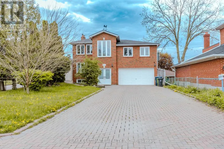 UPPER - 83 BURR AVENUE, Toronto (Rustic), Ontario M6L1V3