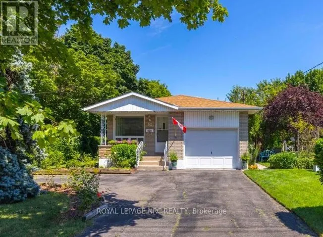542 LAKE STREET, St. Catharines (Lakeport), Ontario L2N4H8