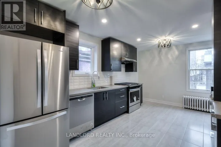 2 - 37 GRANGE AVENUE, Toronto (Kensington-Chinatown), Ontario M5T1C6