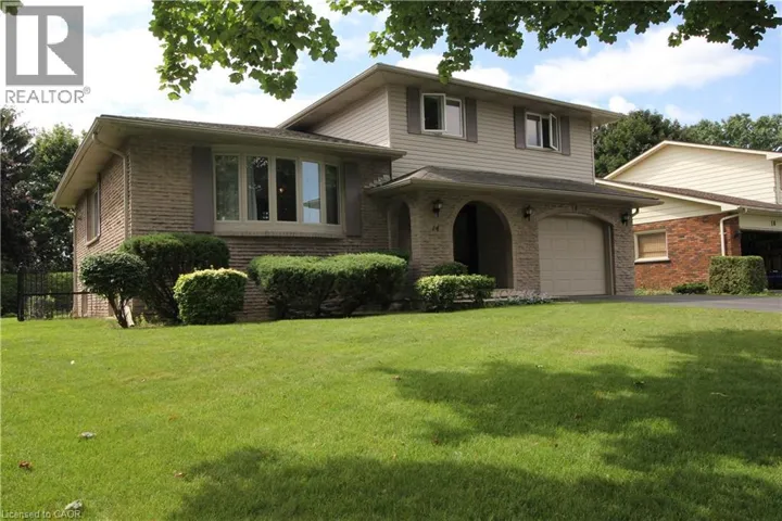 14 BERKLEY Crescent, Simcoe, Ontario N3Y4T4