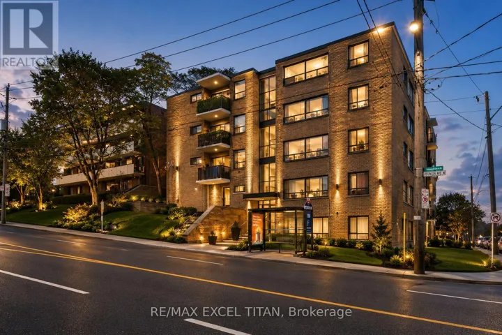 103 - 2507 EGLINTON AVENUE W, Toronto (Keelesdale-Eglinton West), Ontario M6M1S9