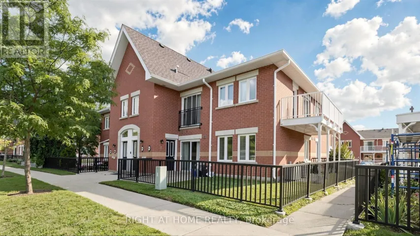 801 - 1701 LAMPMAN AVENUE, Burlington (Uptown), Ontario L7L6R7