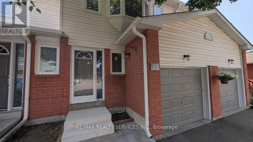11 BEVERLY LANE, Halton Hills (Georgetown), Ontario L7G5L7