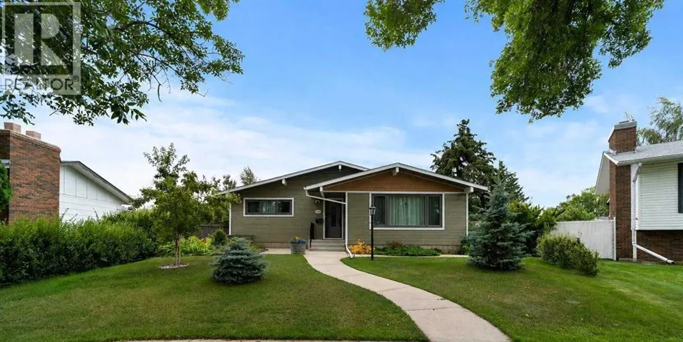 5811 41 Avenue, Camrose, Alberta T4V2S2