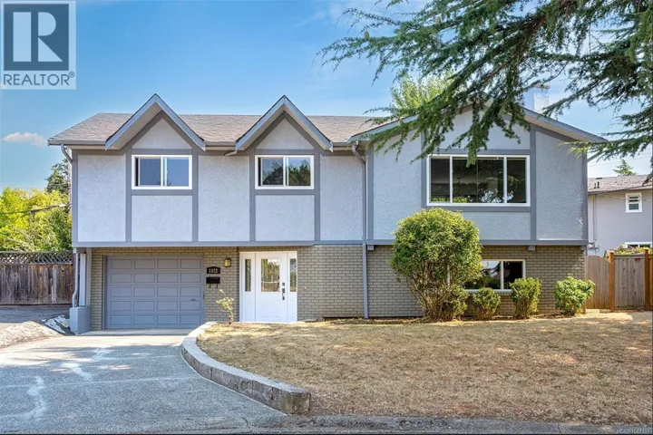 1822 Fairhurst Ave, Saanich, British Columbia V8N1P4
