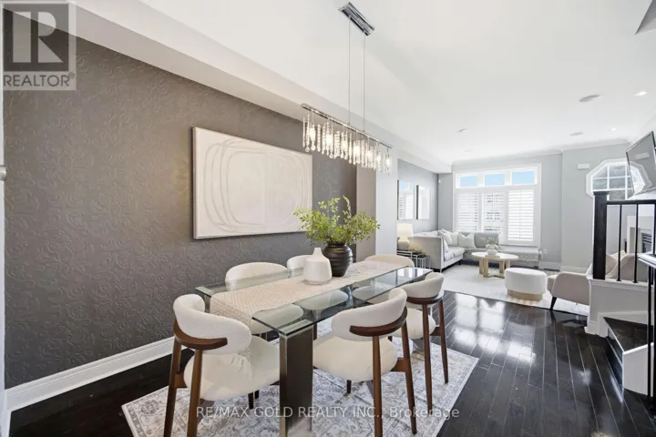 71 CORMIER HEIGHTS, Toronto (Mimico), Ontario M8Z0B6