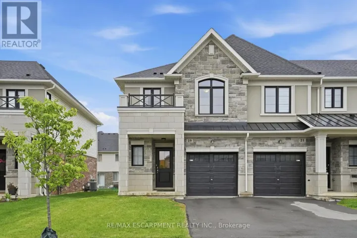 19 MIA DRIVE, Hamilton (Jerome), Ontario L9B0K1