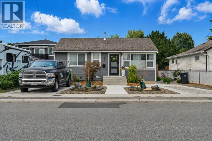 367 DOUGLAS Avenue, Penticton, British Columbia V2A2V1