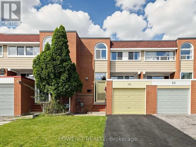 18 SPRUCEWOOD COURT, Toronto (L'Amoreaux), Ontario M1W2K3