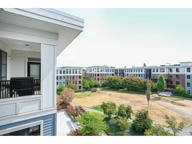 402 15138 34 AVENUE, Surrey, British Columbia V3Z0N7
