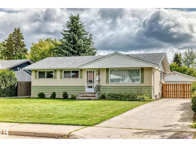 9703 167 ST NW, Edmonton, Alberta T5P3W1