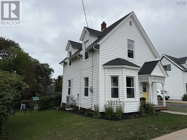 228 Cottage Street, New Glasgow, Nova Scotia B2H4E7