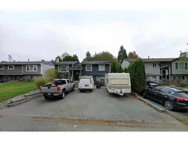 5870 184A STREET, Surrey, British Columbia V3S5S7