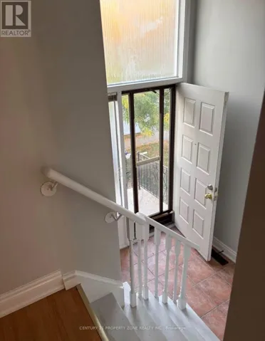 10 MARTINDALE CRESCENT, Brampton (Brampton West), Ontario L6X2V1