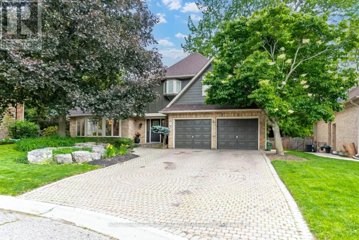 181 GOLF LINKS ROAD, Hamilton (Ancaster), Ontario L9G2N4