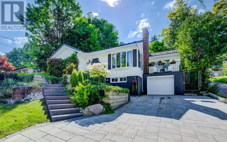 24 FOREST ROAD, Cambridge, Ontario N1S3B2