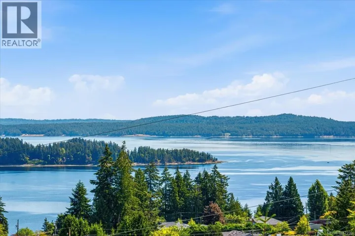 422 Battie Dr, Ladysmith, British Columbia V9G1V4