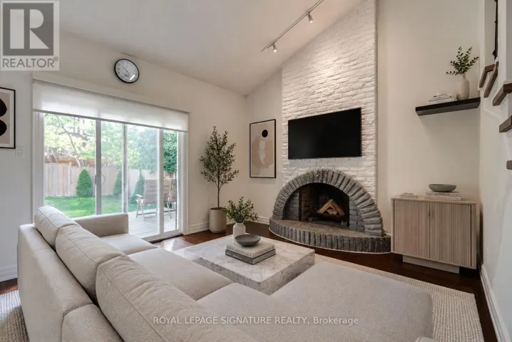 23 WEST BOROUGH STREET, Markham (Aileen-Willowbrook), Ontario L3T4V6