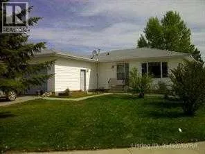 806 8 Avenue, Fox Creek, Alberta T0H1P0