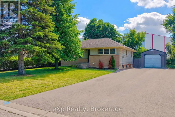 18 WILLOWDALE STREET, Brantford, Ontario N3T5L7