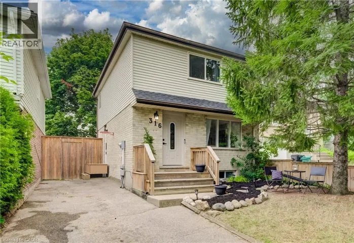 316 RISTAU Place S, Kitchener, Ontario N2E3B2