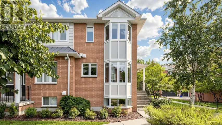 331 - 83 MONDEO DRIVE, Toronto (Dorset Park), Ontario M1P5B6