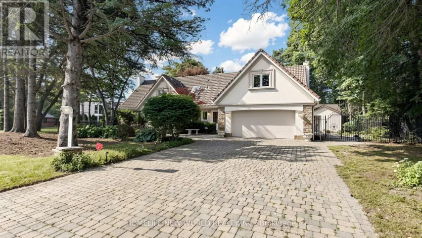 38 OLD ENGLISH LANE, Markham (Bayview Glen), Ontario L3T2T9