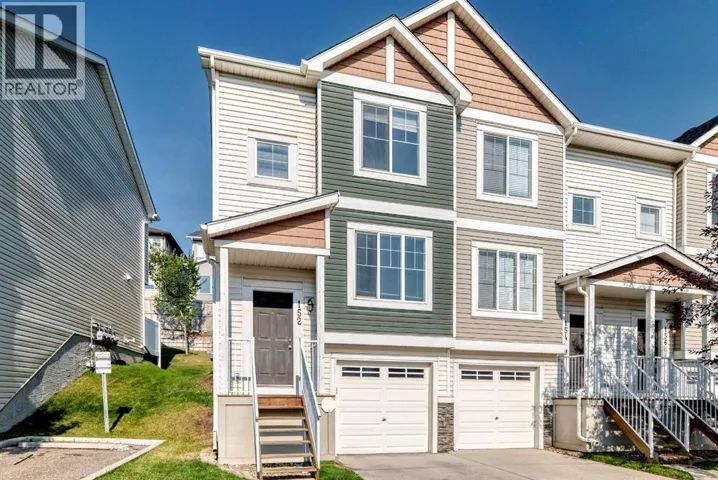 152 Pantego Lane NW, Calgary, Alberta T3K0T1