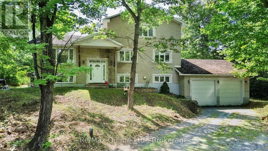49 NORTH SHORE LANE, Centre Hastings, Ontario K0K2K0