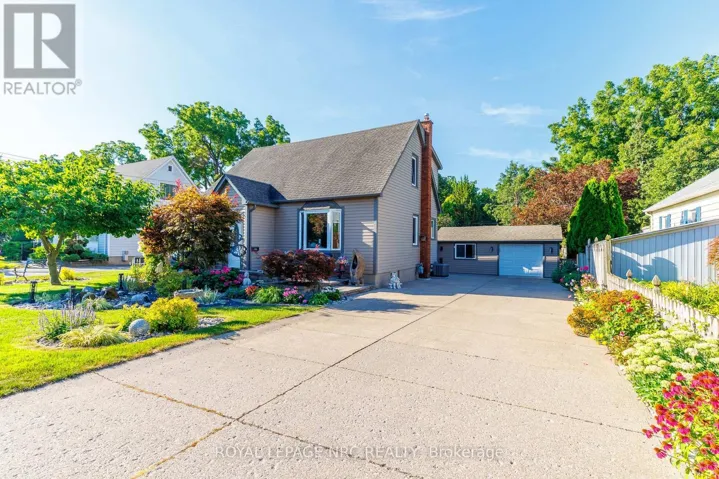 7 PHILPARK ROAD, St. Catharines (Port Dalhousie), Ontario L2N4E4