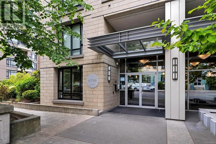 1502 751 Fairfield Rd, Victoria, British Columbia V8W4A4