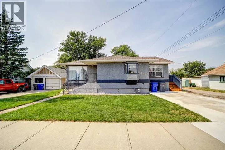 5113 2 Street W, Claresholm, Alberta T0L0T0