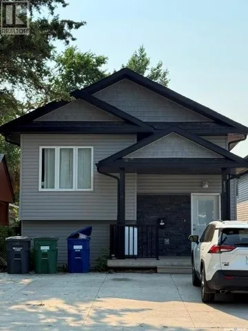 229 S AVENUE N, Saskatoon, Saskatchewan S7L2Z7