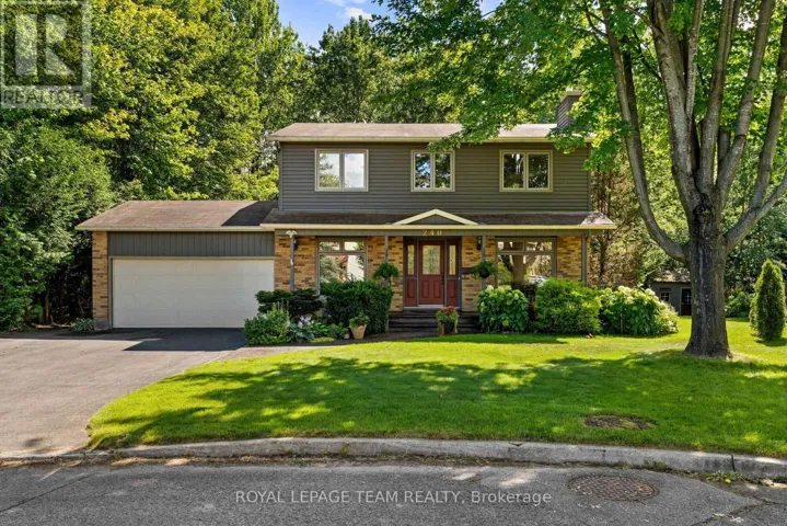 240 HOYLAKE CRESCENT, Ottawa, Ontario K1E2M8